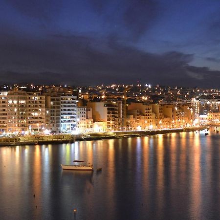 Prime Location Apartment With Side Seaviews Sliema Eksteriør bilde