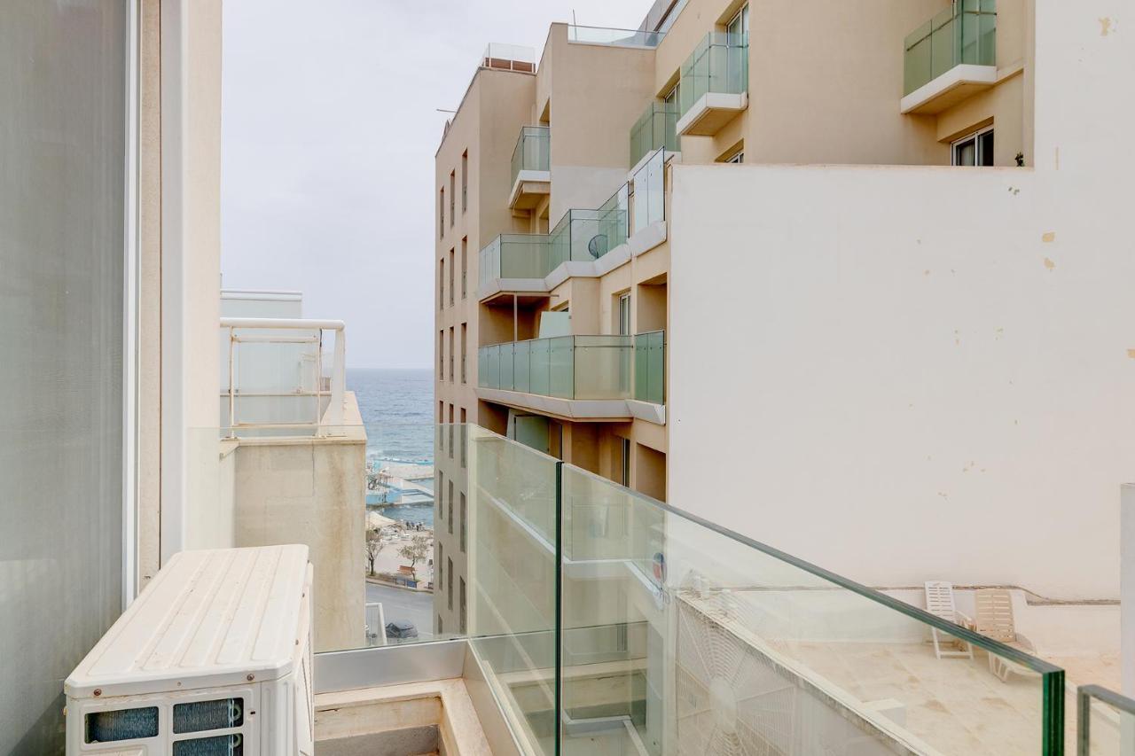 Prime Location Apartment With Side Seaviews Sliema Eksteriør bilde