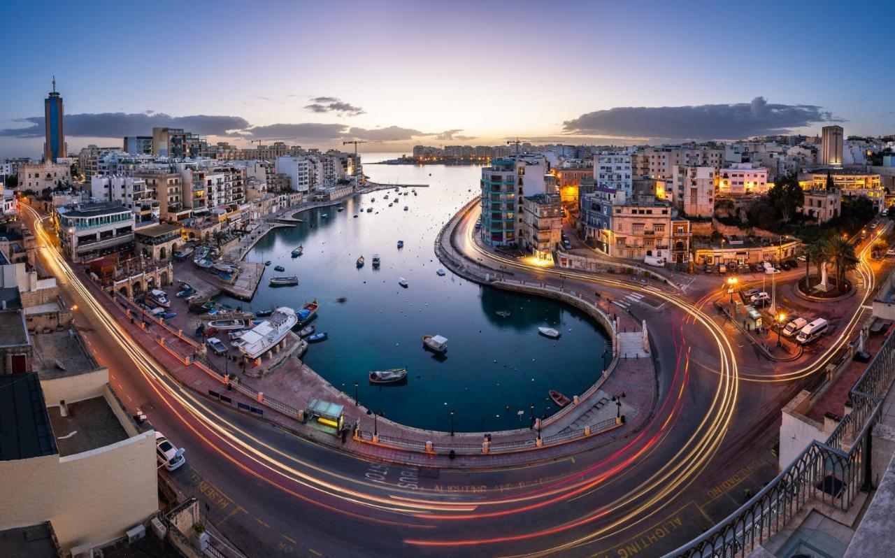 Prime Location Apartment With Side Seaviews Sliema Eksteriør bilde