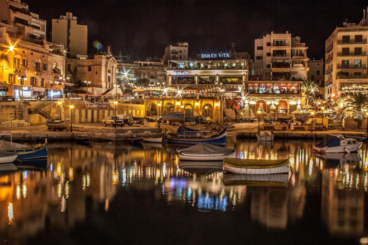 Prime Location Apartment With Side Seaviews Sliema Eksteriør bilde