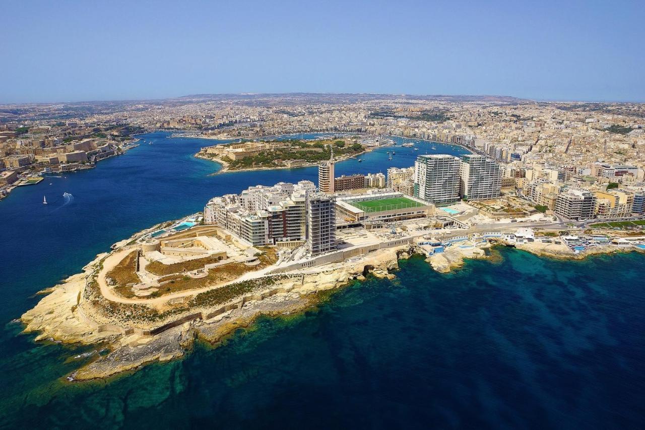 Prime Location Apartment With Side Seaviews Sliema Eksteriør bilde